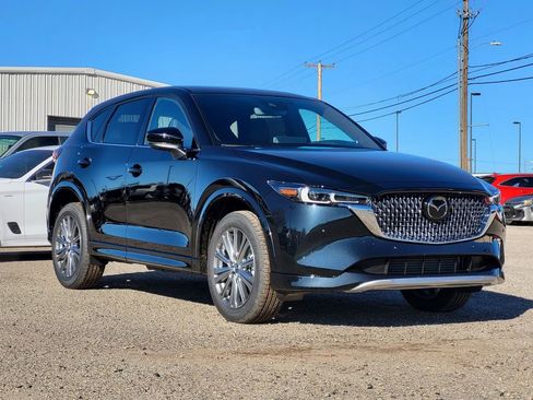 New 2025 MAZDA CX-5 Signature image 2
