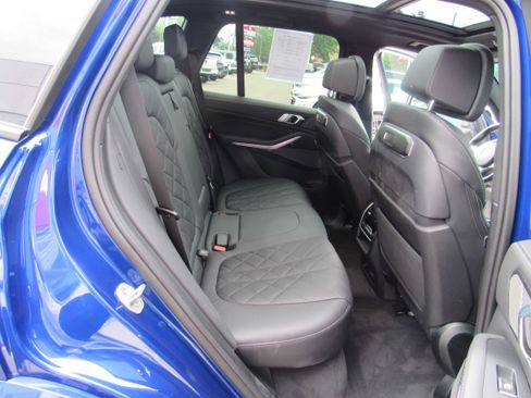 Used 2024 BMW X5 M60i w/ Climate Comfort Package AWD/4WD image 19
