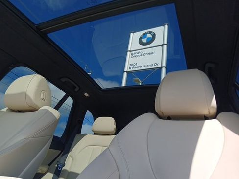 Used 2022 BMW X5 sDrive40i w/ Premium Package RWD image 26