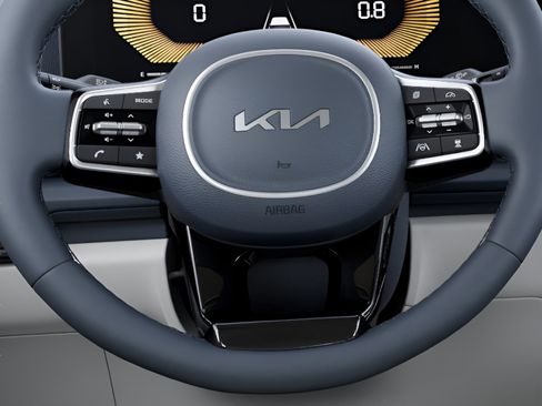 Certified 2026 Kia Carnival EX FWD image 18