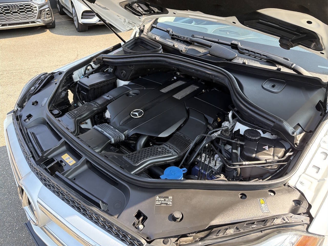 Used 2016 Mercedes-Benz GL 450 4MATIC image 15