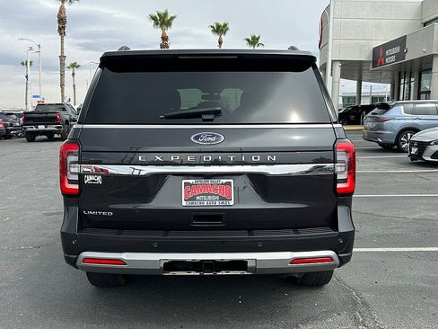 Used 2024 Ford Expedition Limited RWD image 4