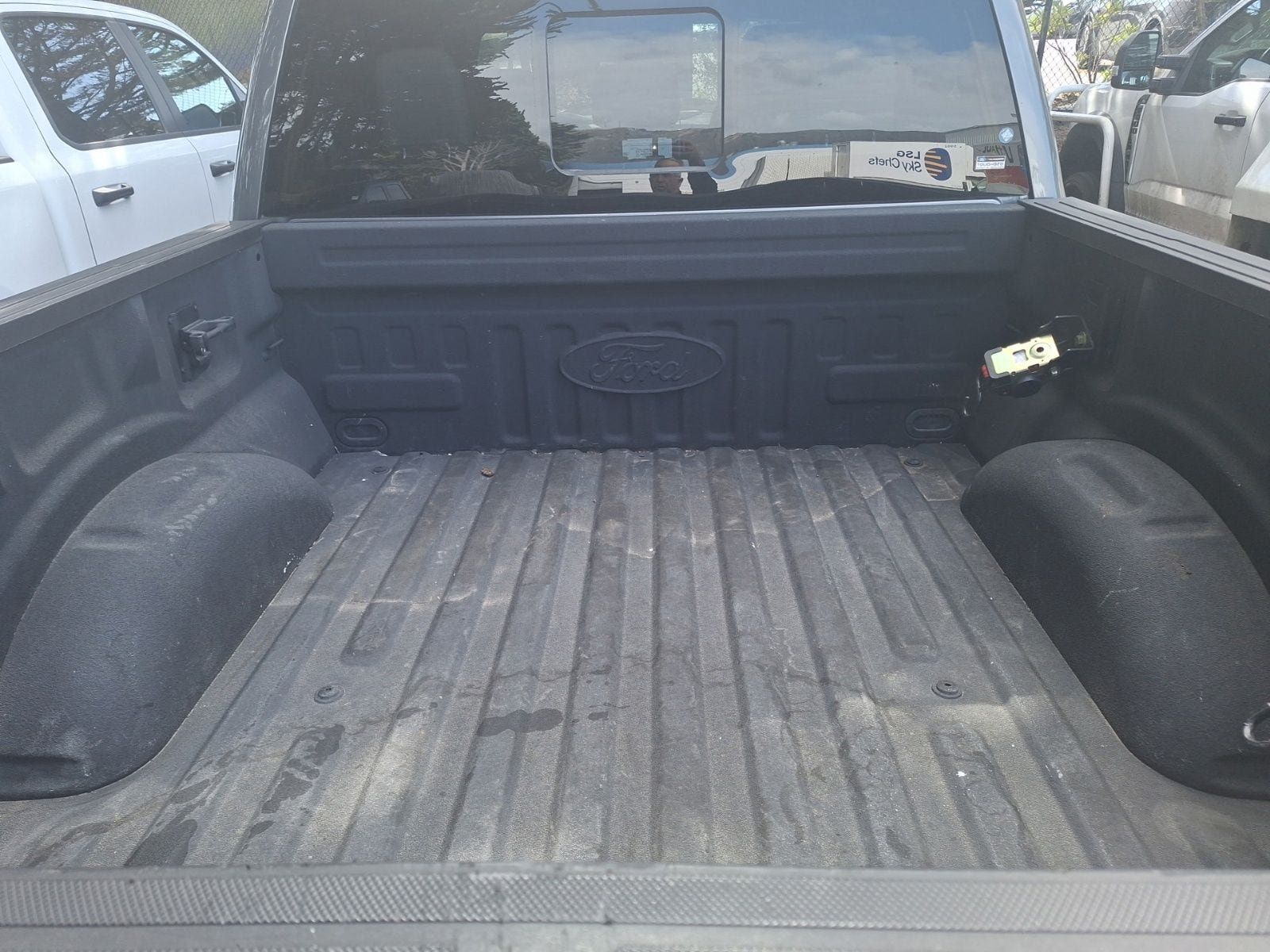 Used 2023 Ford F150 Lightning Platinum AWD/4WD image 10