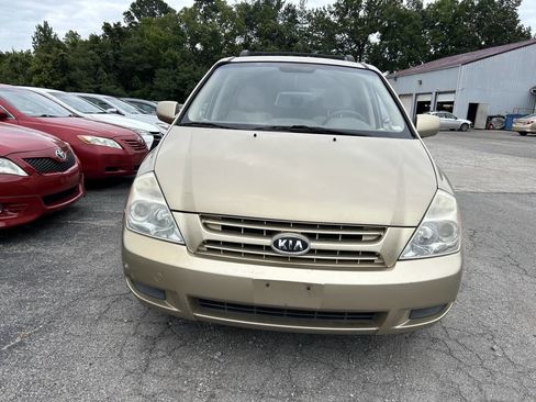 Used 2008 Kia Sedona LX image 8