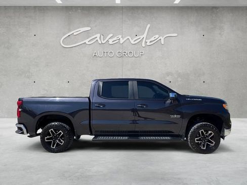 Used 2022 Chevrolet Silverado 1500 LT image 17