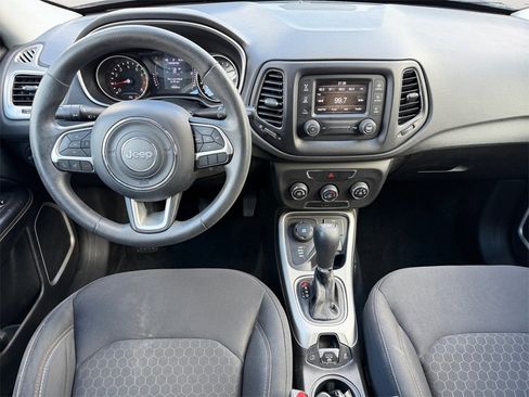 Used 2018 Jeep Compass Sport image 10