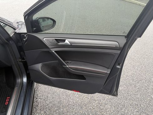 Used 2018 Volkswagen GTI S FWD image 28