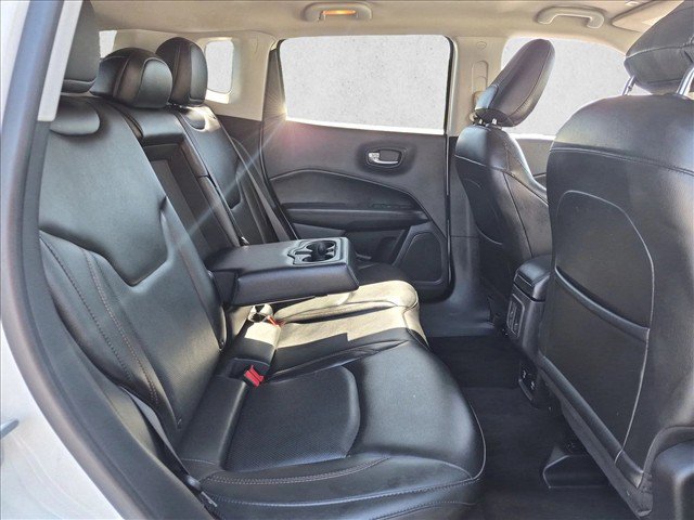 Used 2018 Jeep Compass Limited w/ Navigation Group FWD image 20