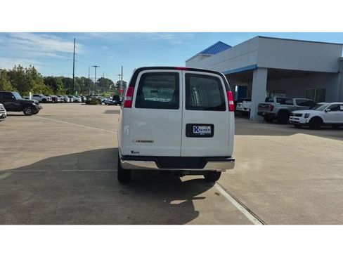 New 2025 Chevrolet Express 2500 w/ Driver Convenience Package image 7