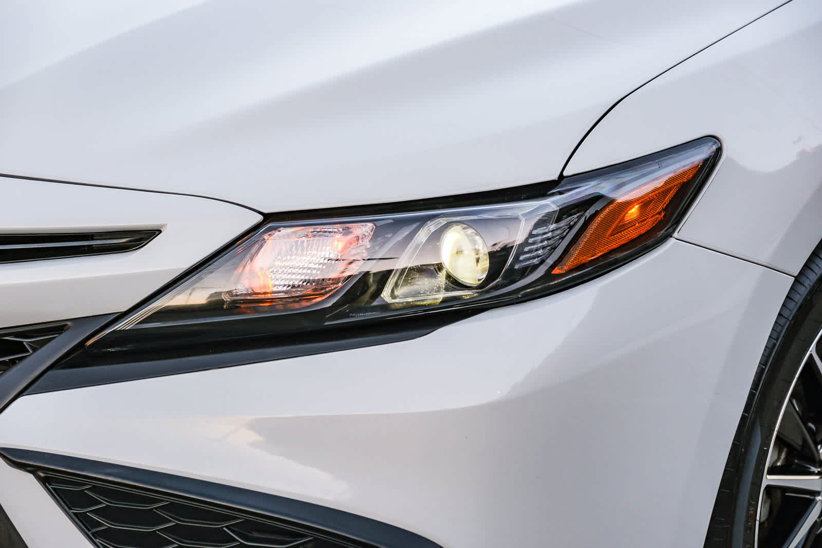 Certified 2022 Toyota Camry SE FWD image 12