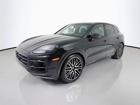 New 2026 Porsche Cayenne GTS AWD/4WD image 1