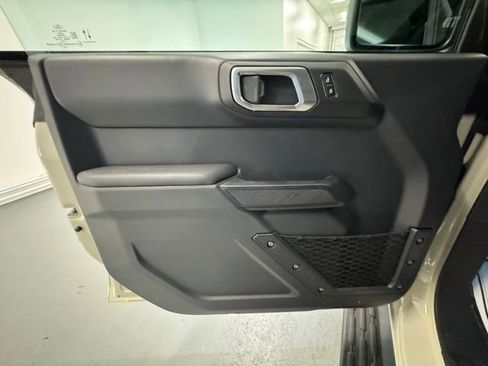 New 2025 Ford Bronco Outer Banks image 12