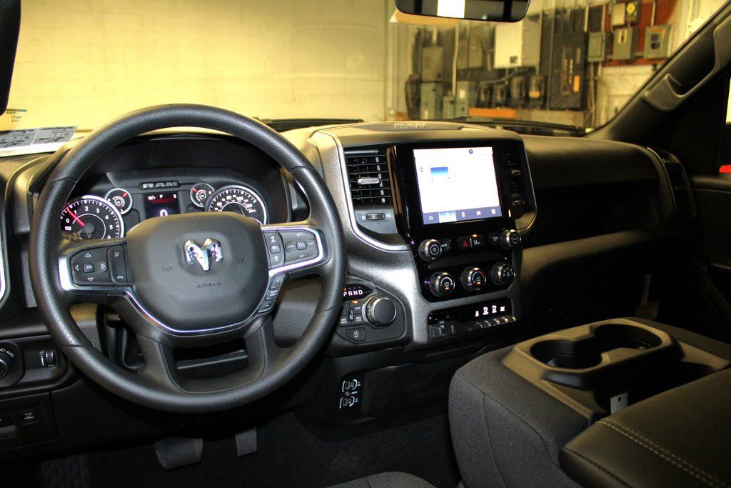 New 2026 RAM 1500 Tradesman AWD/4WD image 10