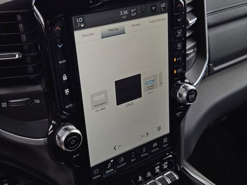 Used 2022 RAM 1500 Laramie image 18