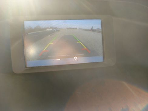 Used 2018 Ford Focus SE image 19