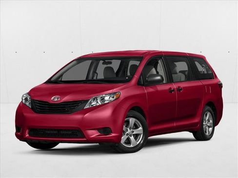 Used 2015 Toyota Sienna XLE w/ XLE Navigation Package image 1