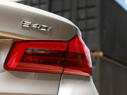 Used 2018 BMW 540i RWD image 55