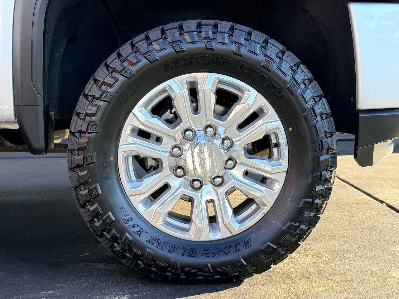 Used 2020 GMC Sierra 2500 Denali w/ Technology Package AWD/4WD image 14