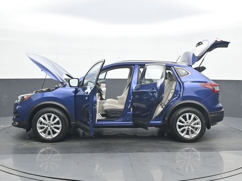 Used 2022 Nissan Rogue Sport SV w/ Technology Package image 37