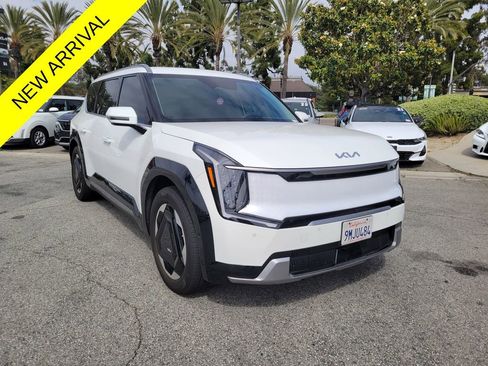 Certified 2024 Kia EV9 Land AWD/4WD image 8