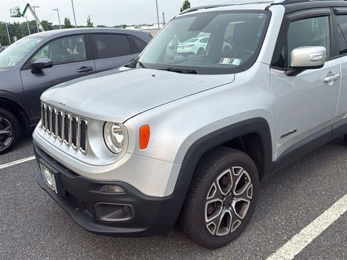 Used 2017 Jeep Renegade Limited AWD/4WD image 2