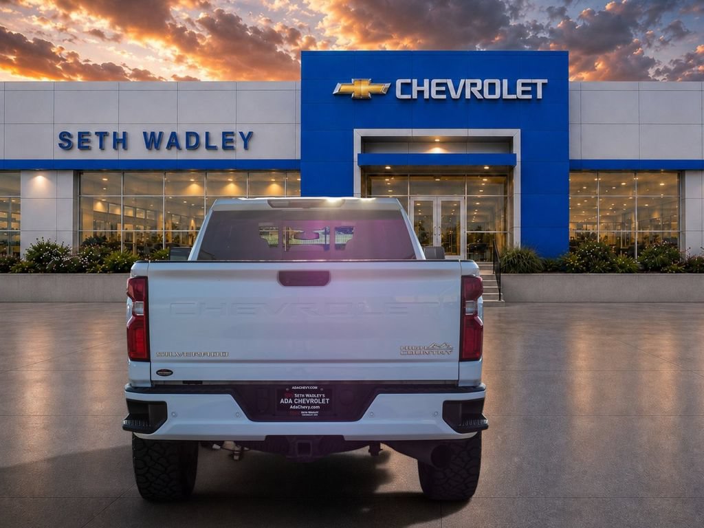 Used 2023 Chevrolet Silverado 2500 High Country w/ Z71 Off-Road Package AWD/4WD image 6