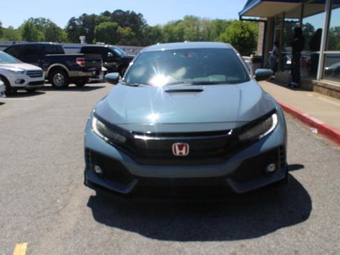 Used 2019 Honda Civic Type R image 3