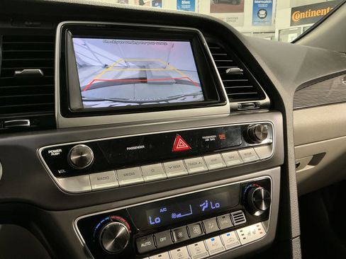 Used 2018 Hyundai Sonata Limited w/ Ultimate Package 07 image 27