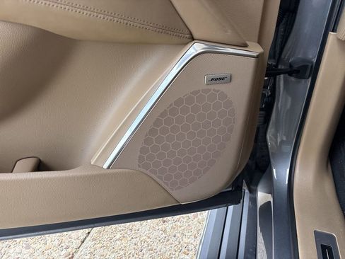 Certified 2019 Cadillac Escalade ESV Platinum AWD/4WD image 25