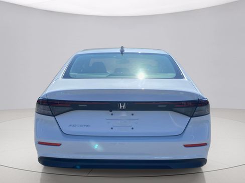Used 2024 Honda Accord EX image 3