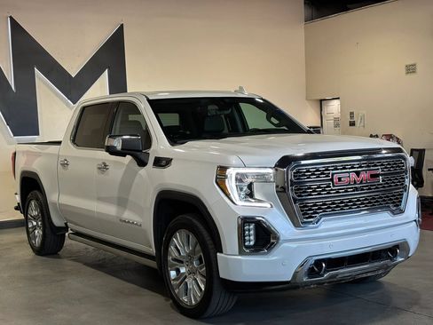 Used 2021 GMC Sierra 1500 Denali w/ Denali Ultimate Package AWD/4WD image 3