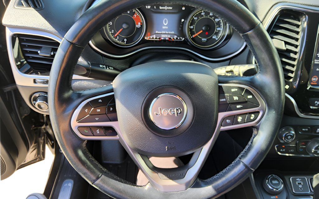 Used 2021 Jeep Cherokee High Altitude AWD/4WD image 18