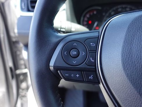 Certified 2022 Toyota RAV4 Limited FWD image 16