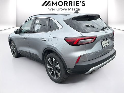 Used 2023 Ford Escape Platinum image 7