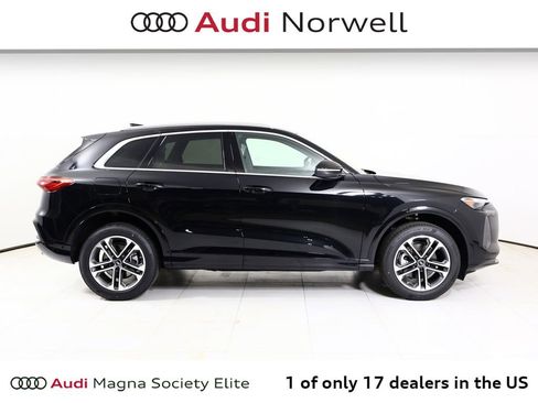 New 2025 Audi Q5 Premium image 18