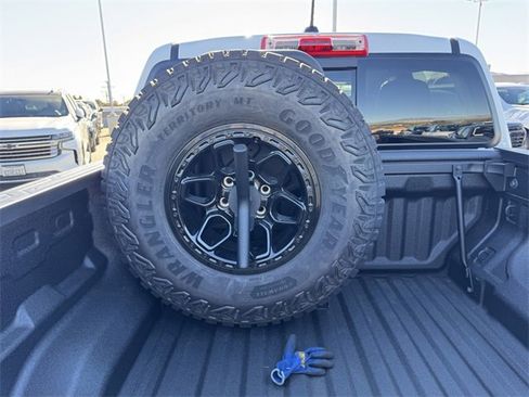 New 2026 Chevrolet Colorado ZR2 w/ ZR2 Bison Edition image 9