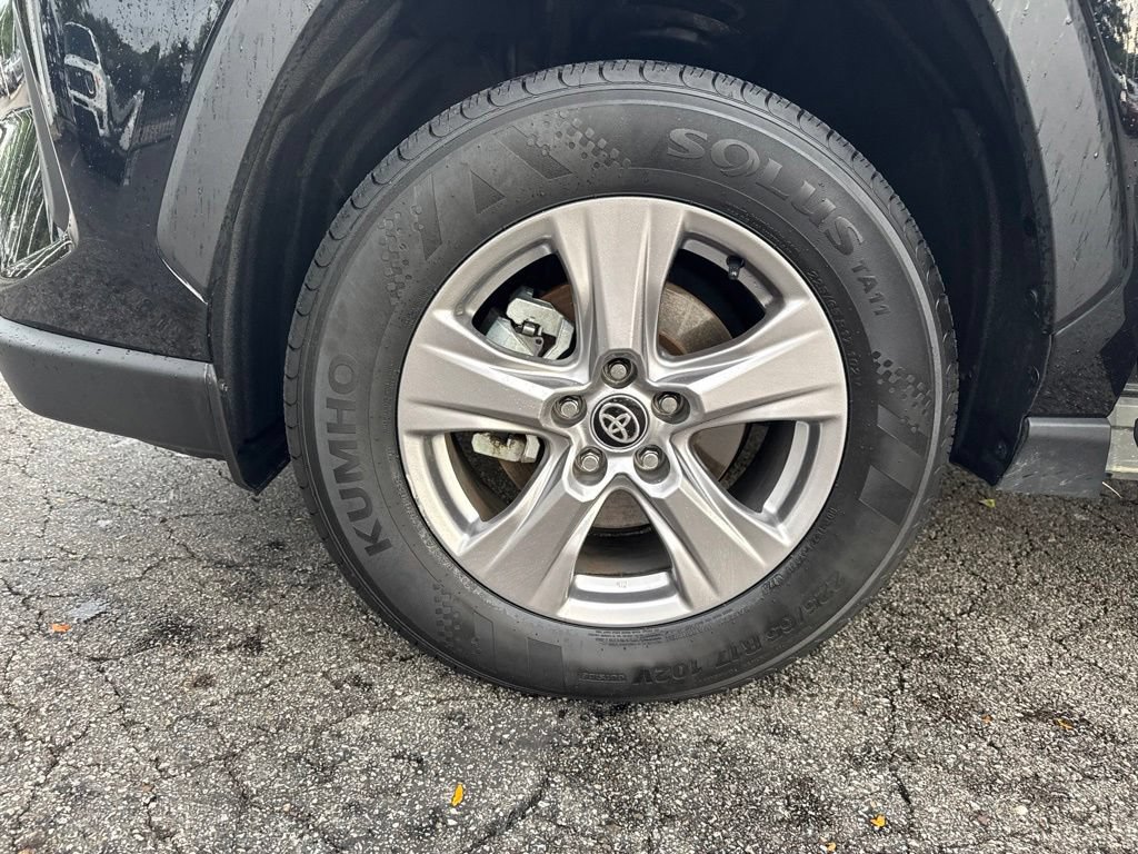 Certified 2025 Toyota RAV4 XLE AWD/4WD image 42
