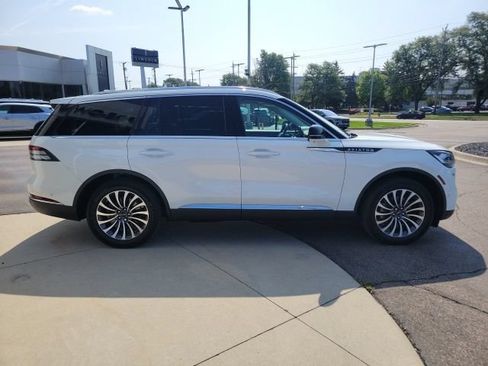 Certified 2023 Lincoln Aviator Reserve w/ Equipment Group 201A AWD/4WD image 4