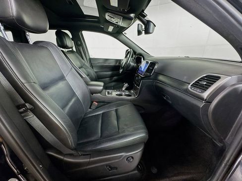 Used 2019 Jeep Grand Cherokee Limited AWD/4WD image 33