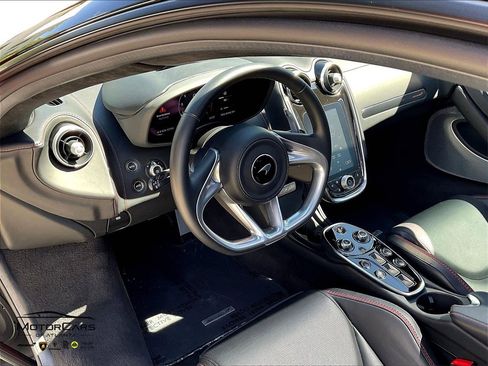 Used 2023 McLaren GT image 10