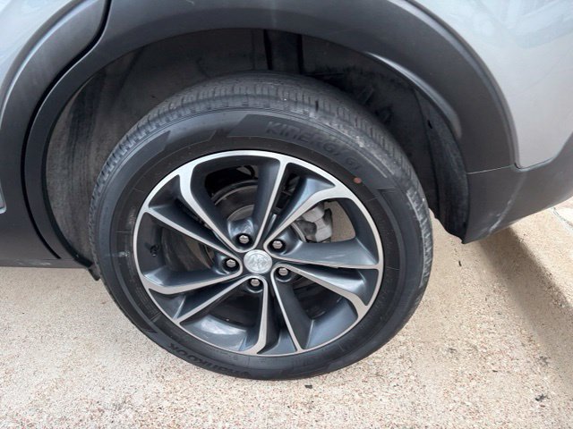 Used 2023 Buick Encore GX Select w/ Safety Package II FWD image 4