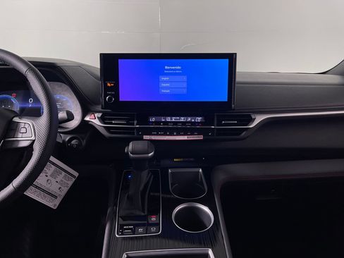 New 2026 Toyota Sienna XSE FWD image 15