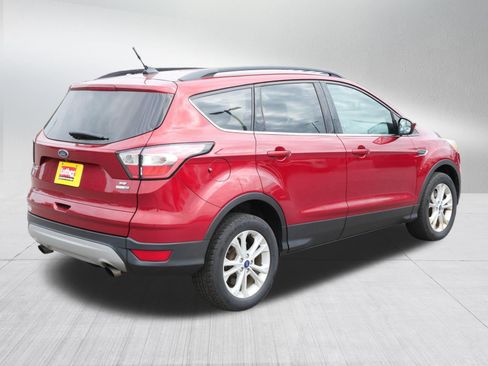 Used 2018 Ford Escape SE w/ SE Sync 3 Package AWD/4WD image 7
