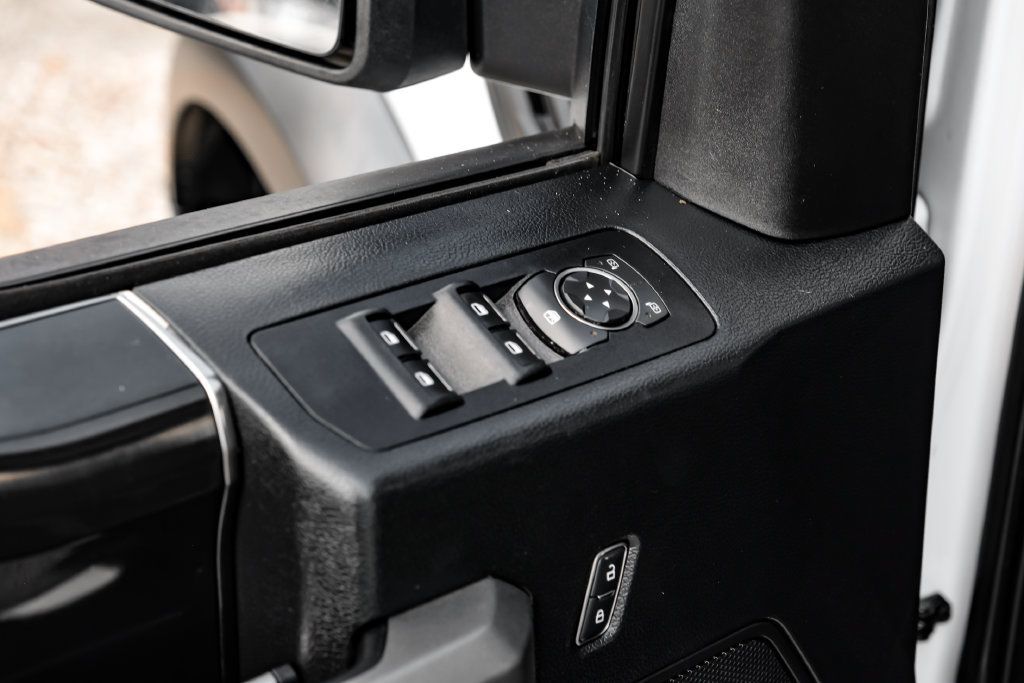 Used 2019 Ford F150 Raptor w/ Equipment Group 801A Mid AWD/4WD image 44