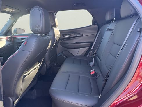 Used 2025 Chevrolet TrailBlazer RS w/ Driver Confidence Package image 13