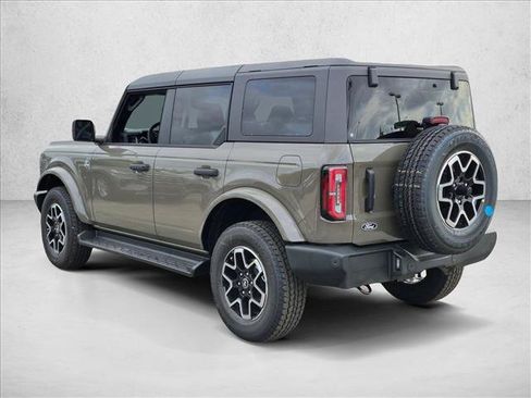 New 2026 Ford Bronco Outer Banks AWD/4WD image 8