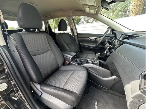 Used 2019 Nissan Rogue S w/ Special Edition Package AWD/4WD image 15
