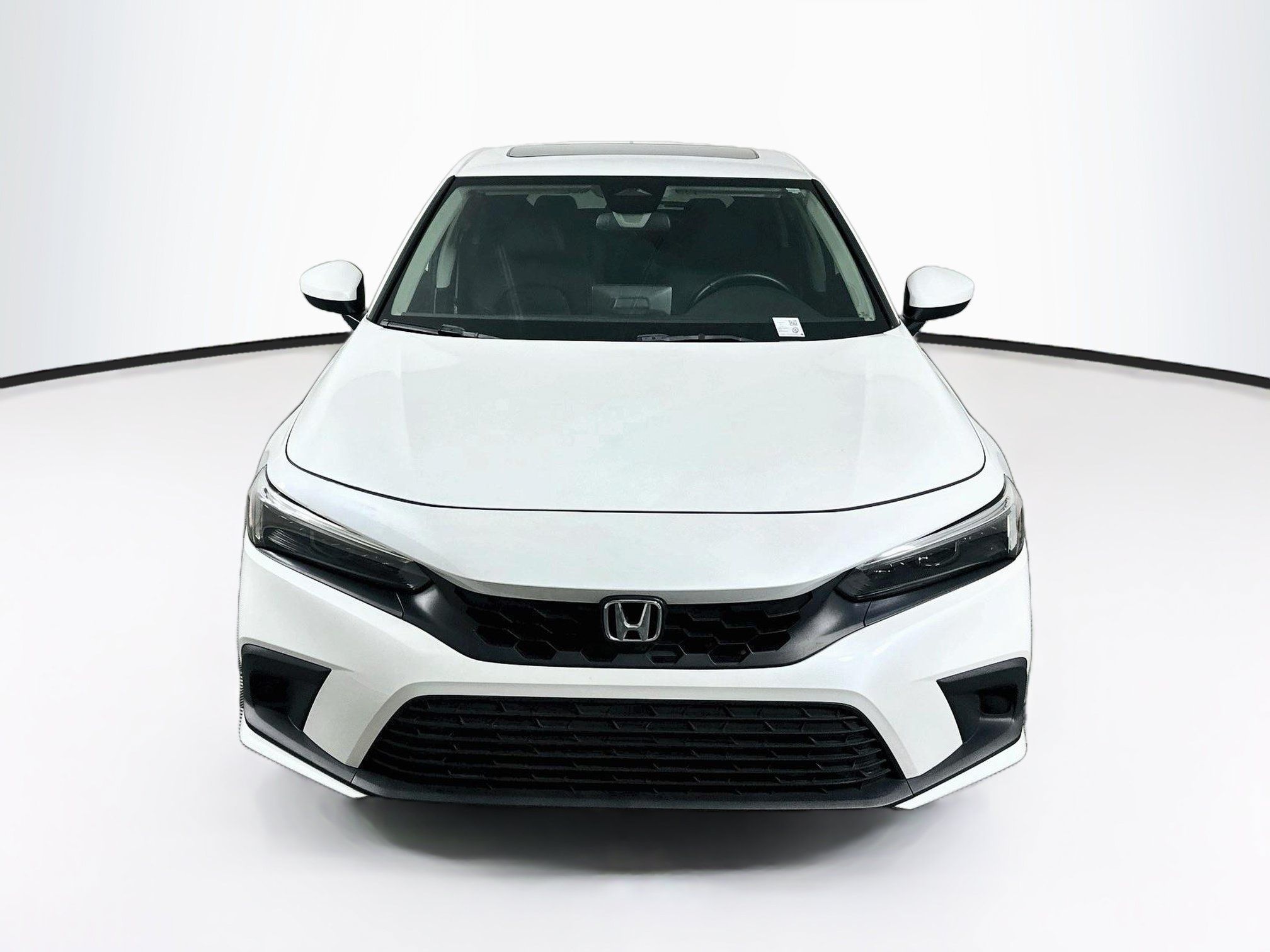 Used 2024 Honda Civic EX-L image 2