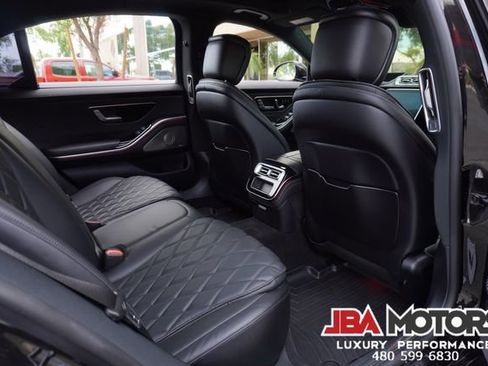 Used 2022 Mercedes-Benz S 580 4MATIC Sedan image 7
