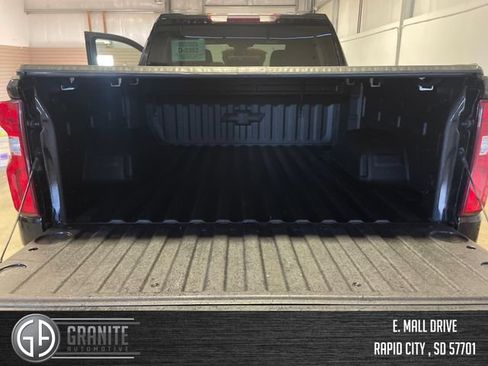 Used 2023 Chevrolet Silverado 1500 RST w/ Redline Edition AWD/4WD image 28